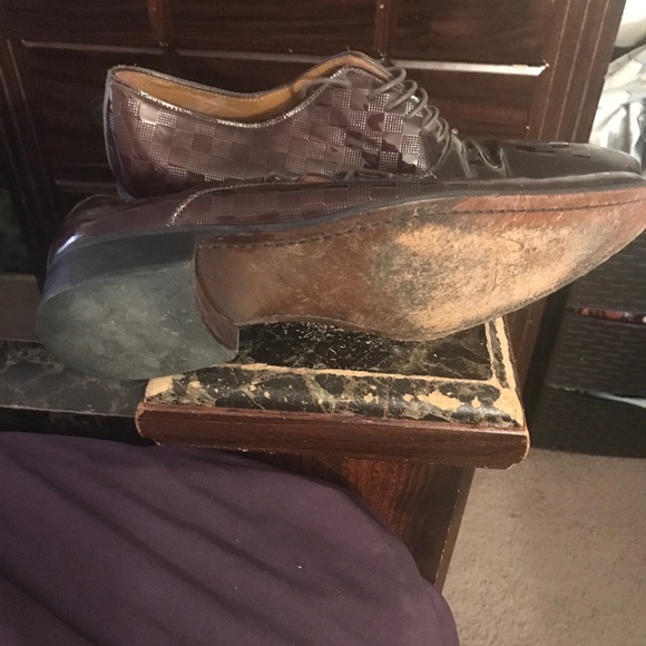 Shoe - Picture 3 of 6